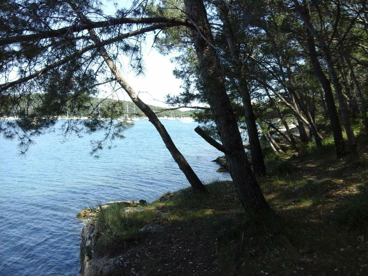 Maestral Lägenhet Banjole Exteriör bild